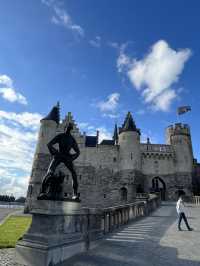 比利時🇧🇪 安特衛普｜斯滕城堡 🏰現實版的公主的城堡？