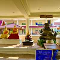 สักการะสิ่งศักดิ์สิทธิ์วัดราษฎร์ศรัทธา