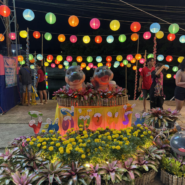 ลอยกระทงวัดจันทนาราม ความงามริมแม่น้ำจันทบุรี