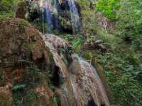 พามาชมน้ำตกที่สวยที่สุด ในจังหวัดอุทัยธานี
