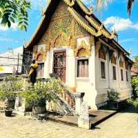 Muen Lan Temple