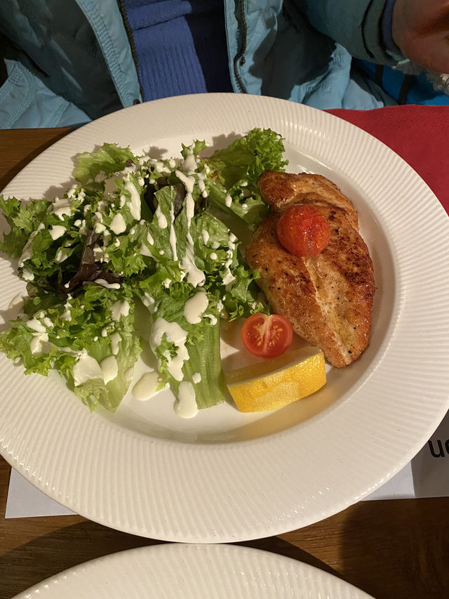 Grindelwald Kreuz & Post: A Culinary Alpine Escape