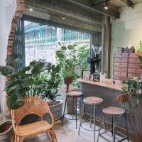 ร้านกาแฟลับ Piccolo vicolo cafe’ • ราชเทวี  ☕️