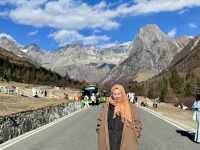 ภูเขาสี่ดรุณี สัมผัสความสวยแห่งเมืองจีน