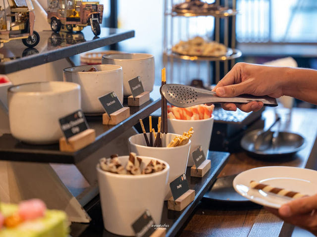 Chocolate Hour ที่ Mövenpick Bangkok Sukhumvit 15 
