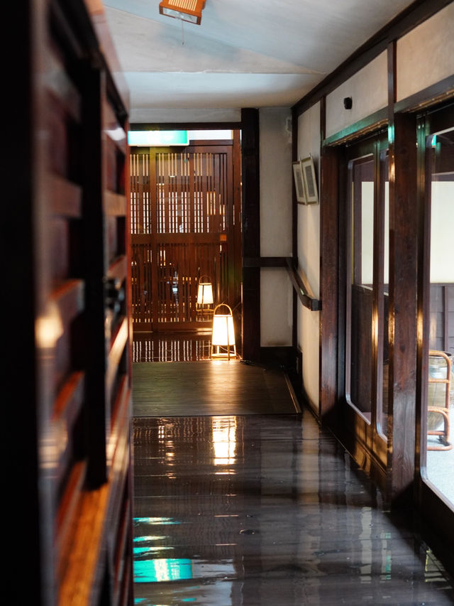 【福島×冬の旅】レトロな海鮮丼屋でいただく郷土料理