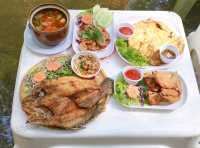 คลองหลังบ้าน Cafe camp