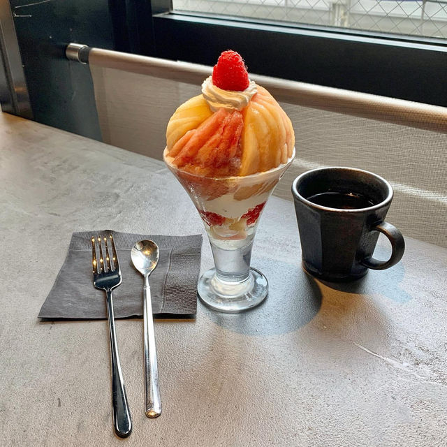Chill Tea Time at INITIAL Nakameguro🍑