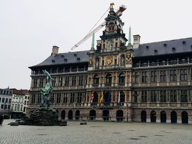 Explore the Iconic Guild Houses of Antwerp