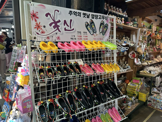군산 경암동 철길마을, 옛 추억을 되살리는 시간여행 