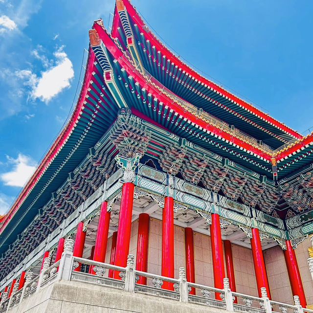 Discover the Majestic District Chang Kai-Shek Memorial Hall in Taipei