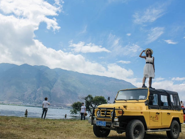 Riding the Wind: My Jeep Adventure Around Erhai