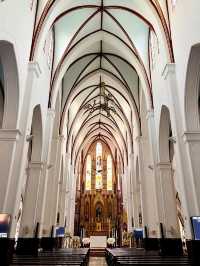 Explore the Majestic St Joseph Cathedral: Hanoi's Historical Gem!