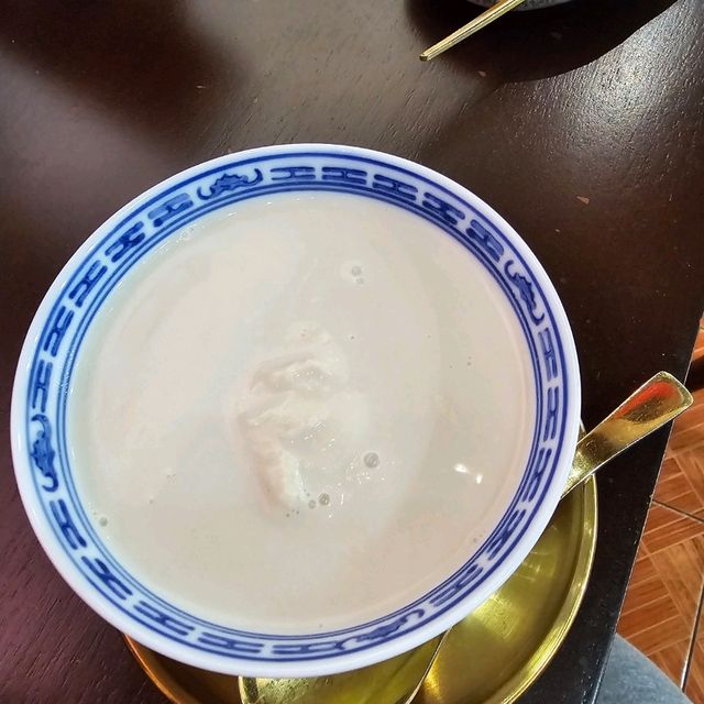 หม่านถั่ง ร้านของหวานแสนอร่อย ใจกลางเมืองอุบล