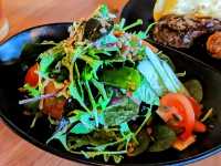 Cook Saddle Cafe & Saloon 福克斯冰川腳下的美墨餐廳