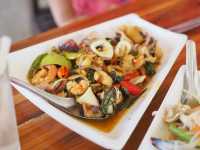 ชมวิวซีฟู้ด ร้านอาหารริมทะเล ลมดีมาก