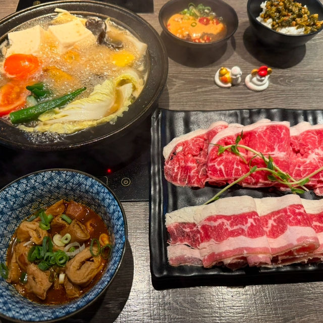 三多路上（湯師傅）鍋物.食材新鮮.麻辣瓜子醬非吃不可