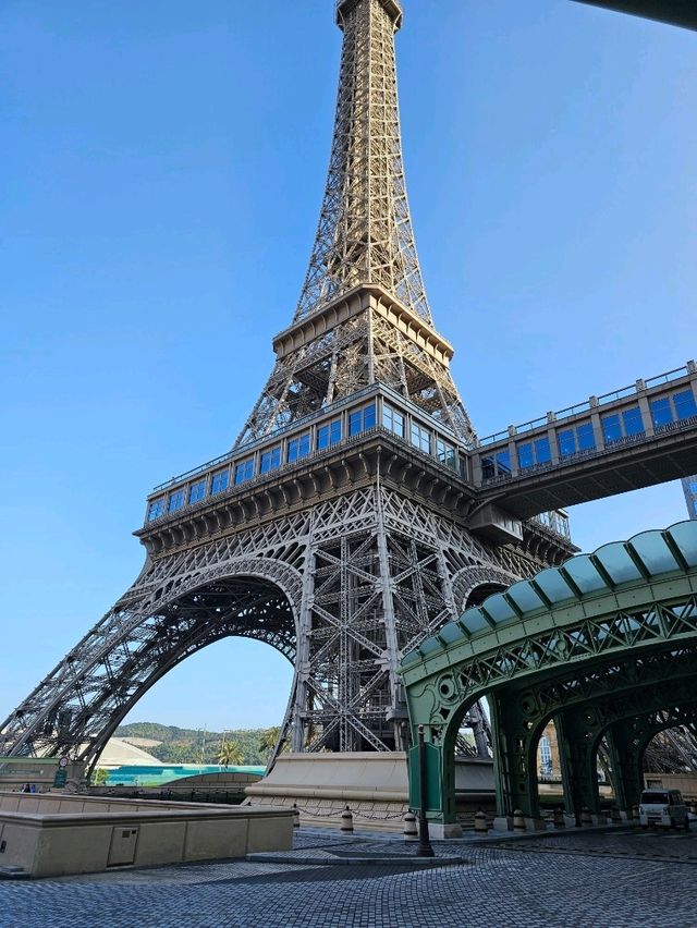 The Parisian Macau ปารีสในงบเอเชีย 🌟