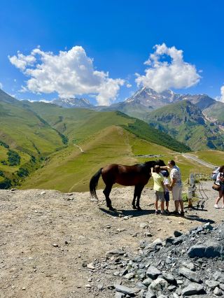 Springtime in Georgia: The Sky-High Town of Kazbegi⛰️