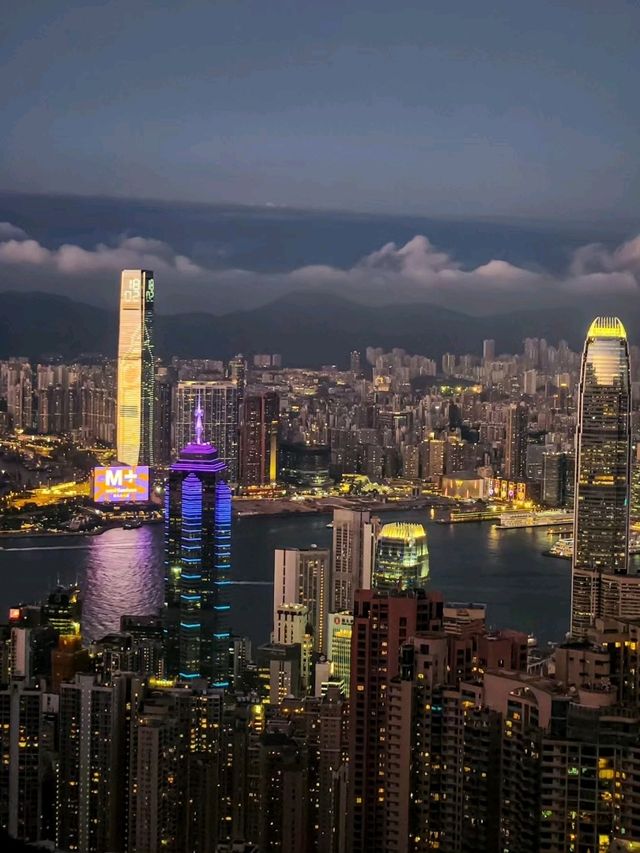 Hong Kong Adventure: 4 Days of Cityscapes, Markets & Skyline Views!🏙