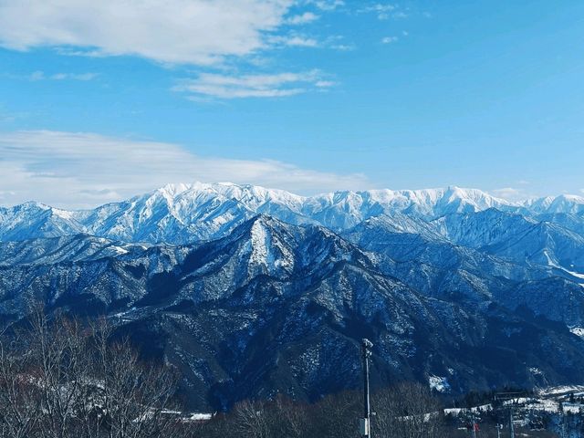 Yuzawa ภูเขาหิมะใกล้โตเกียว