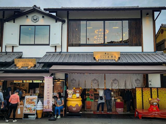 Arashiyama in Early Autumn: A Symphony of Colors and Serenity🎍🍂