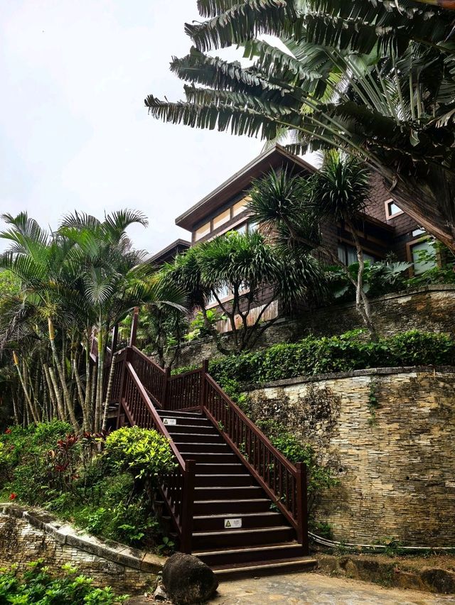 A Magical Stay at Wuzhizhou Island Resort