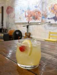 Maliblues bar ร้านอาหาร+แกลอรี่ ริมทะเลทุ่งวัวแล่น