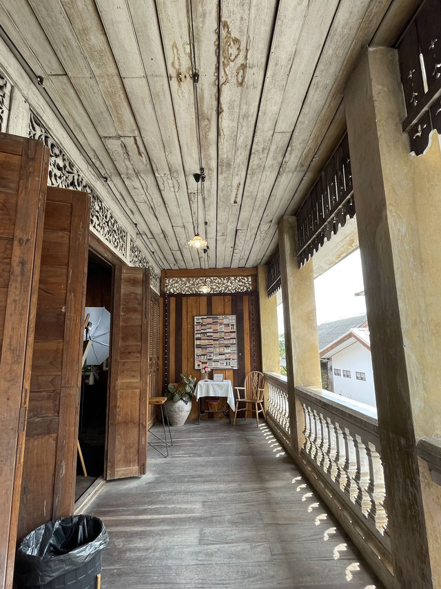 🏡คาเฟ่ในอาคารไม้เก่า กว่า 110 ปี 🏡