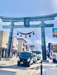 富士吉田本町商店街散步，金鳥居與富士山的完美合影