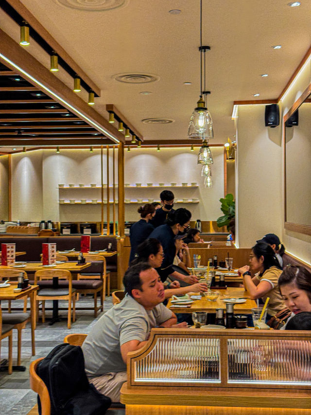 Moon Moon (双月) Opens at Jem: Michelin-Tier Taiwanese Comfort Food Lands in Singapore