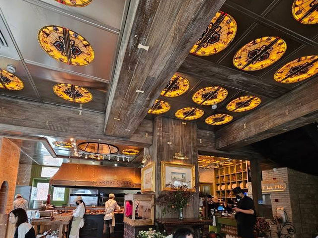 Artise La Pie ร้านเบเกอรี่สไตล์ฝรั่งเศส, เซี่ยงไฮ้