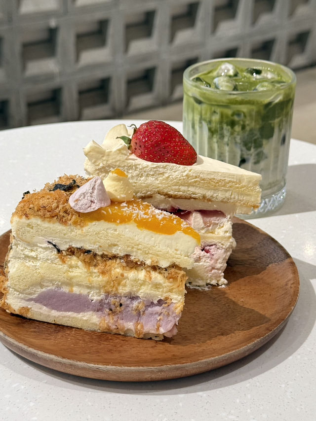 Dessert Dreams Come True at This Cosy Redhill Café