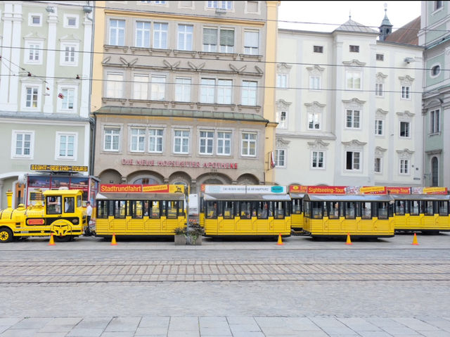 เที่ยวชม Hauptplatz ใน Linz ลินทซ์