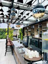 Hotel Stripes Kuala Lumpur: Urban Charm with a Stunning Skyline View