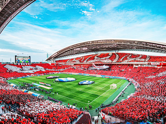 「情熱が響く、サッカーの聖地。」  〜埼玉スタジアム2002〜