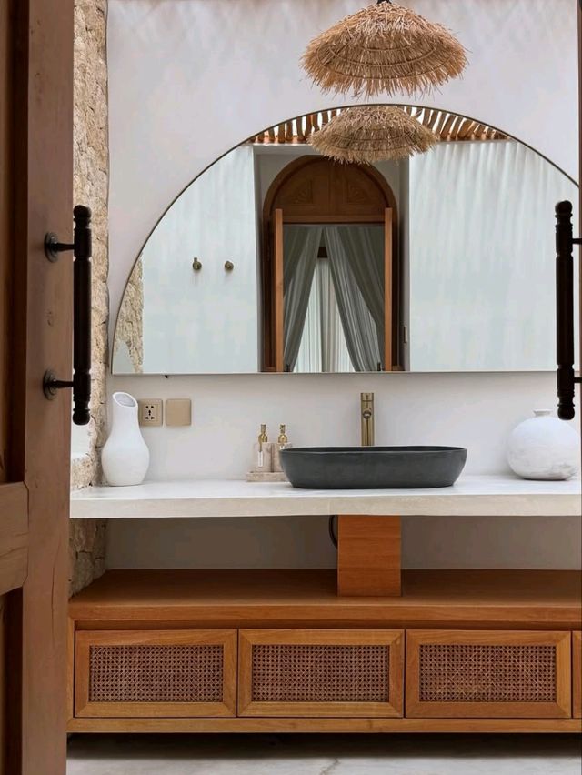 🌴 Dreamy Ubud Stays – Where Bali’s Magic Meets Comfort! 🛌✨