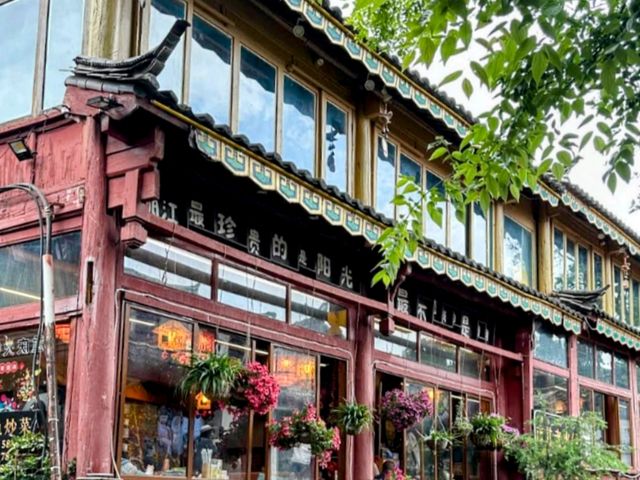 雲南 | 麗江大研古鎮，依山順水而建的古城街區