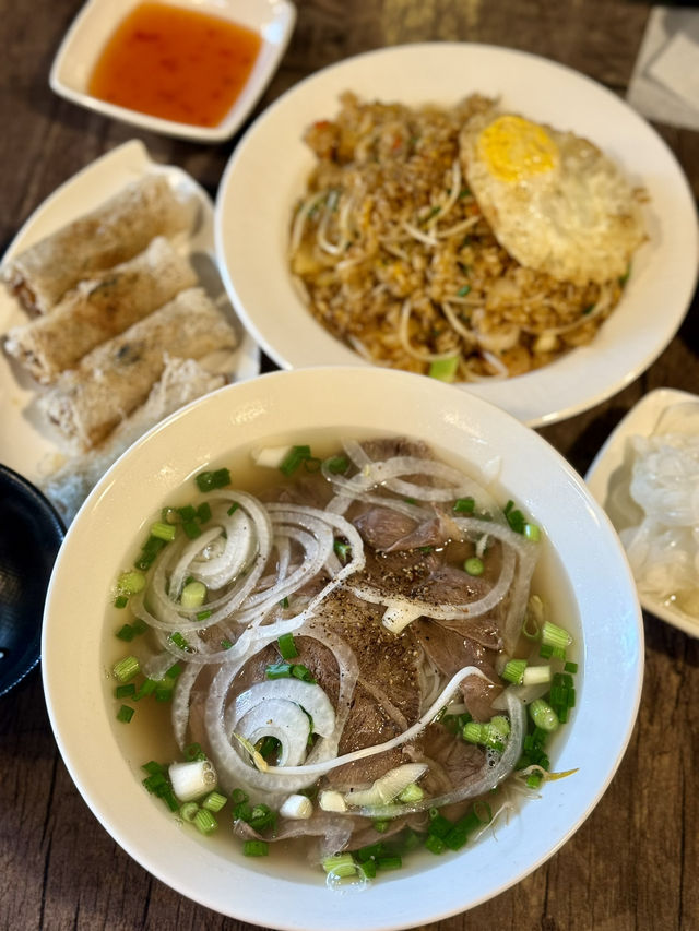 Authentic Vietnamise Food in a Relaxed and Friendly Setting.