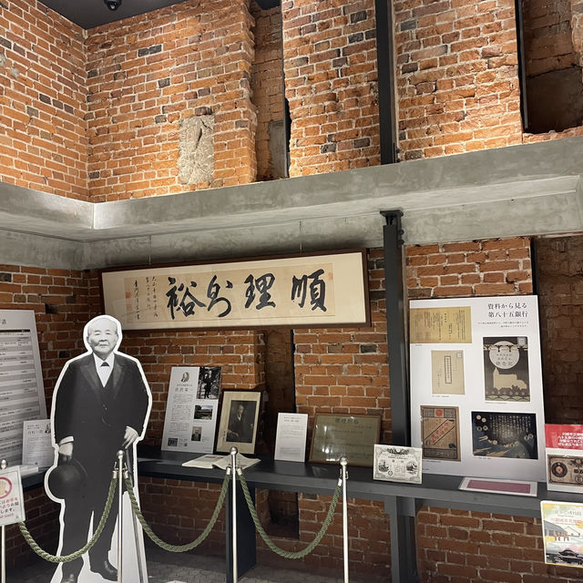 【埼玉/川越🇯🇵】元りそな銀行の建物に潜入！りそなコエドテラス