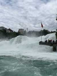 Rhine Falls in Summer – Nature’s Power and Beauty in Full Flow
