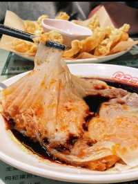40 Years of Local Love: This Hidden Rice Roll Shop in Guangzhou Is a Must-Try!