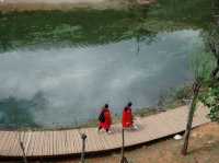 เที่ยว Blue Moon Valley