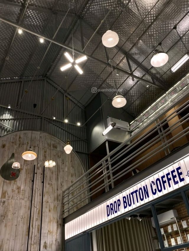 Drop Button Coffee