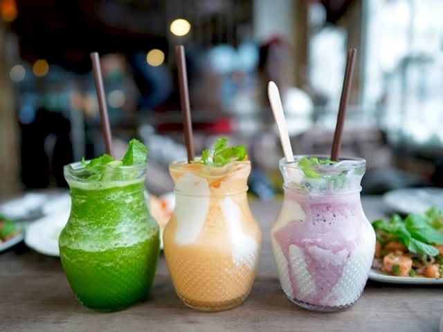 บี สตอรี่ คาเฟ่ น้ำปั่นอร่อยมาก