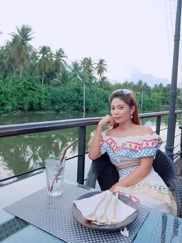 ดำเนินพวา รีสอร์ทบ้านต้นไม้