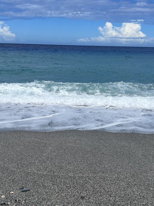 🏄‍♀️台灣版沖繩沙灘？「外澳海灘」超出片一日遊🌊