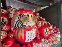 Katsuo-ji  temple at Osaka - Red daruma Doll