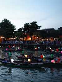 ชมโคมสวยๆที่เมืองเก่าฮานอย