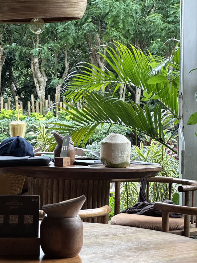 🥗 Alchemy Uluwatu 방문 후기 ☕️